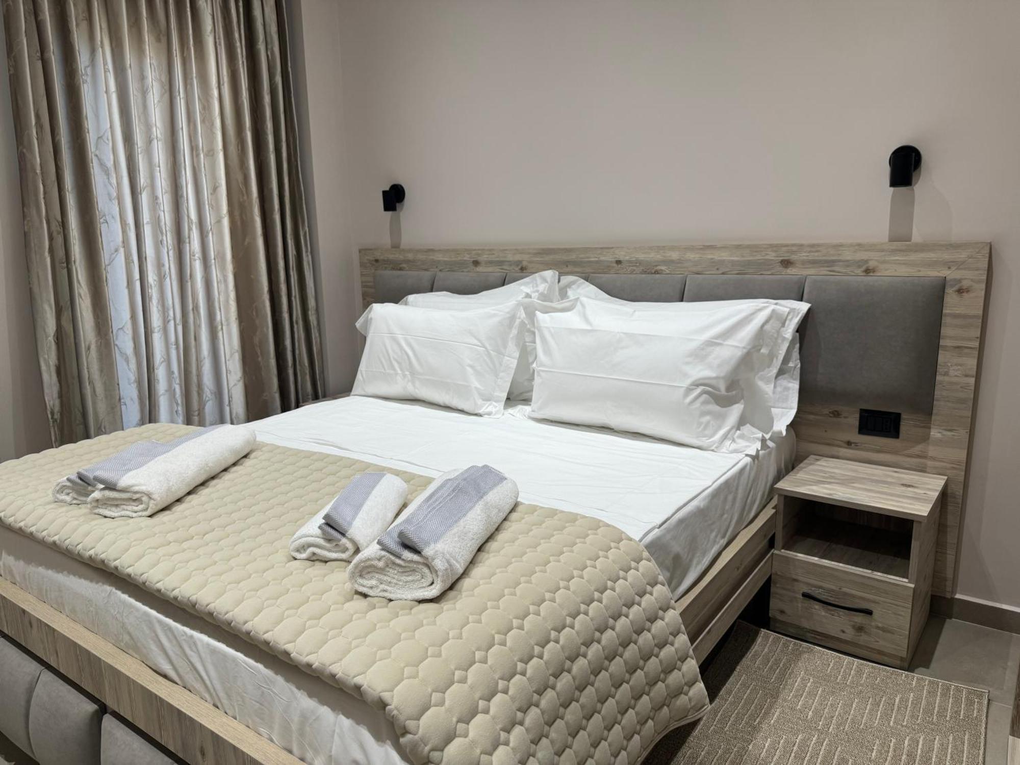 Hotel Kseal Përmet Exteriör bild
