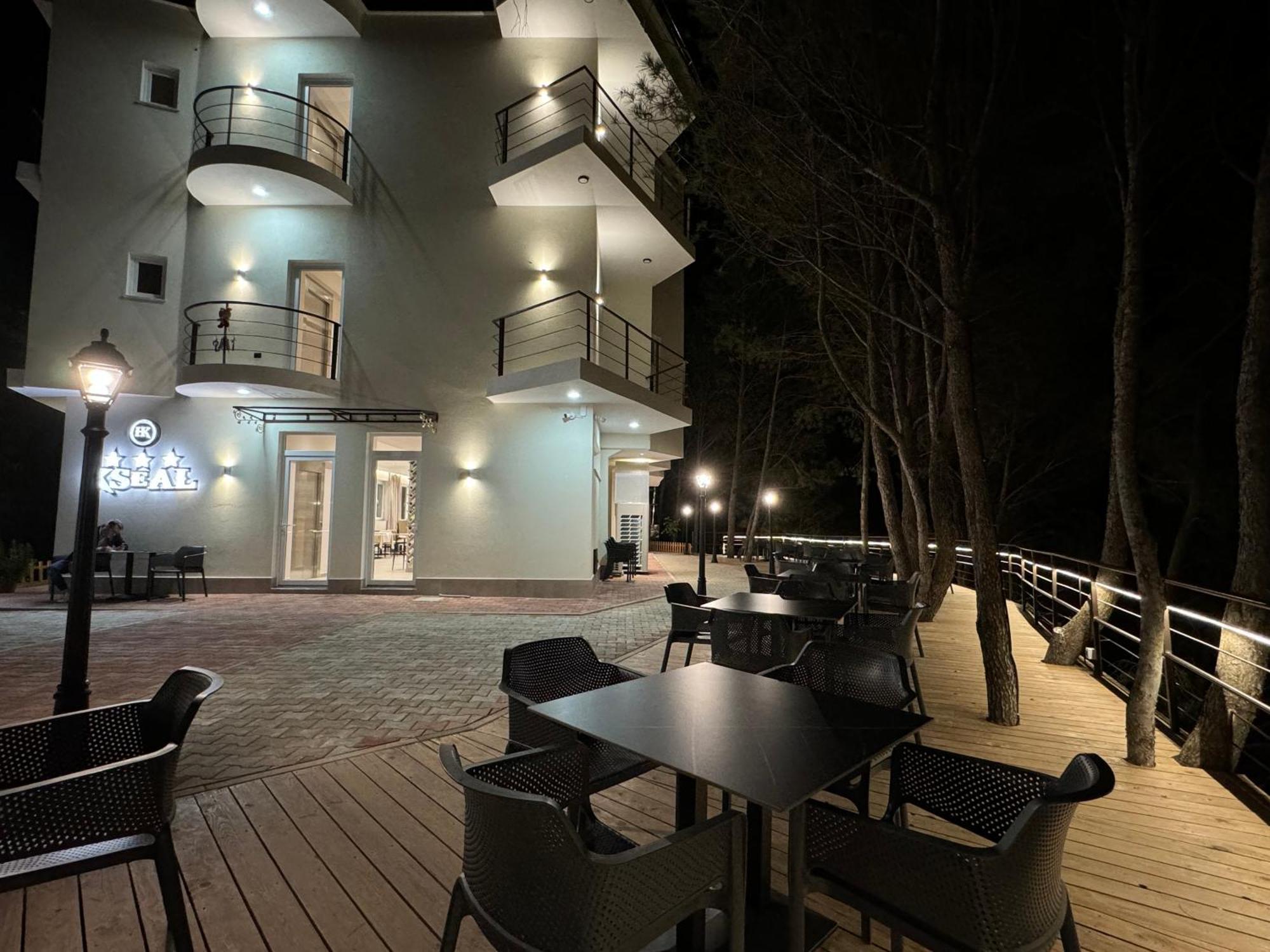 Hotel Kseal Përmet Exteriör bild