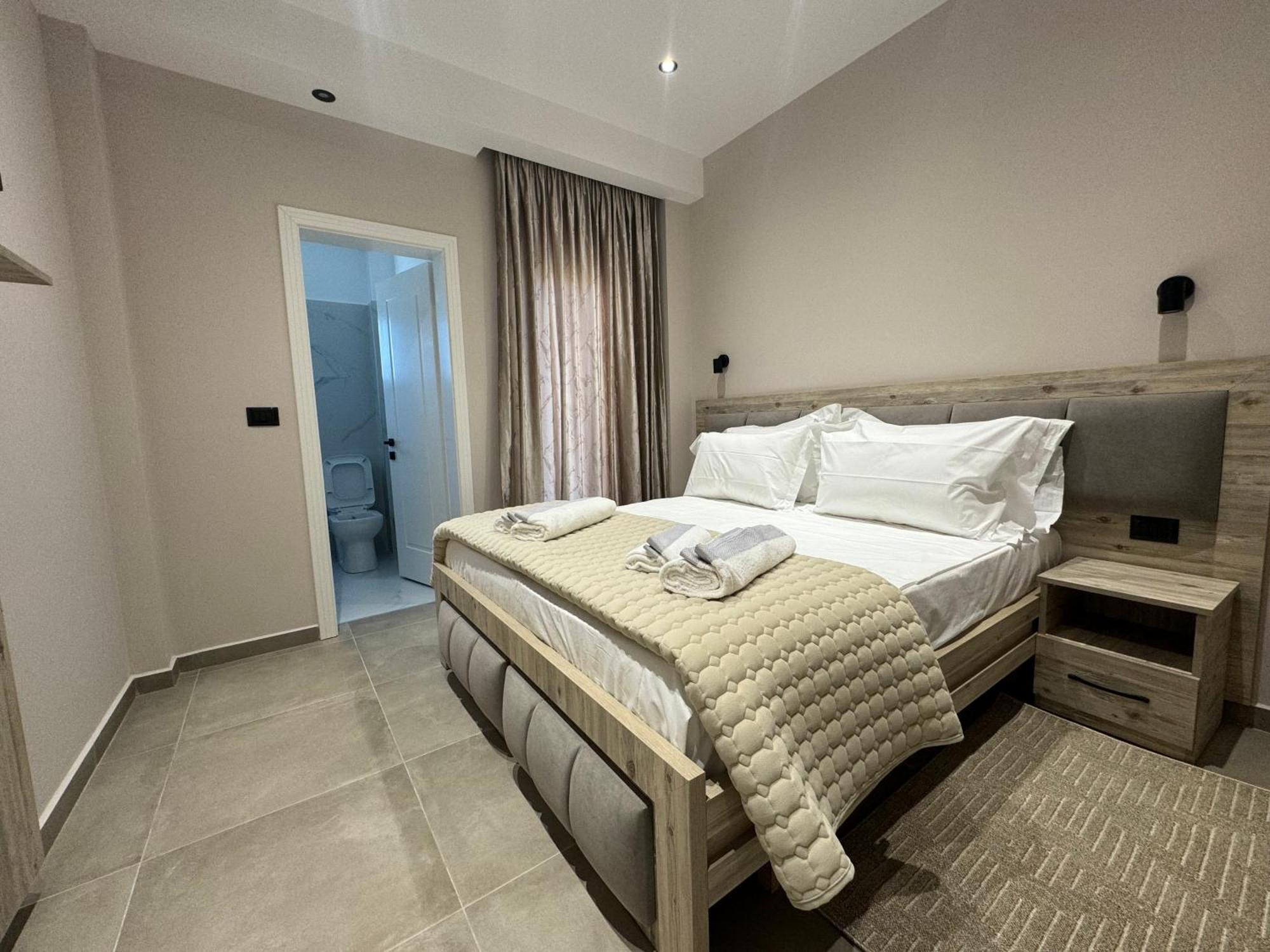 Hotel Kseal Përmet Exteriör bild