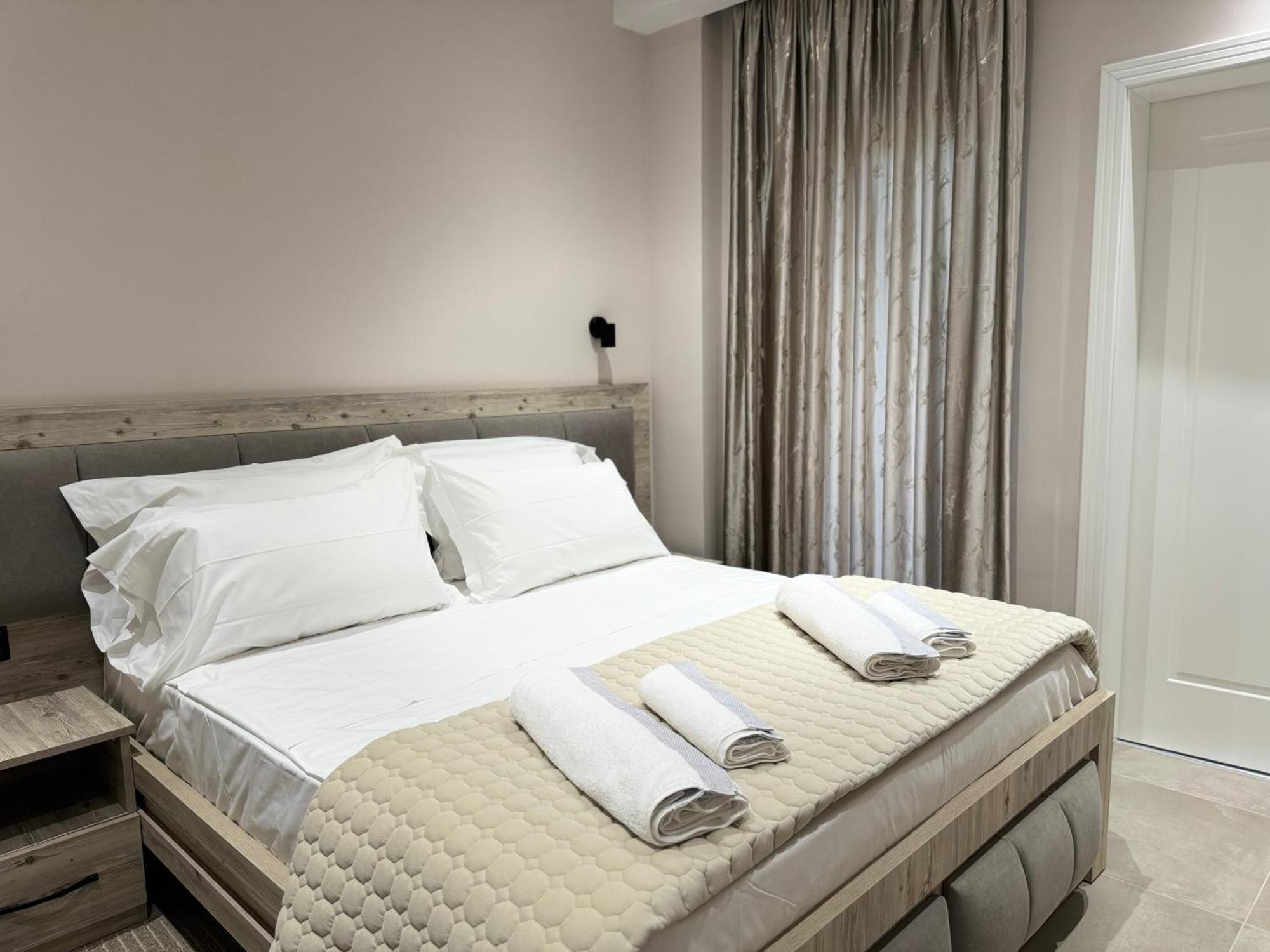 Hotel Kseal Përmet Exteriör bild