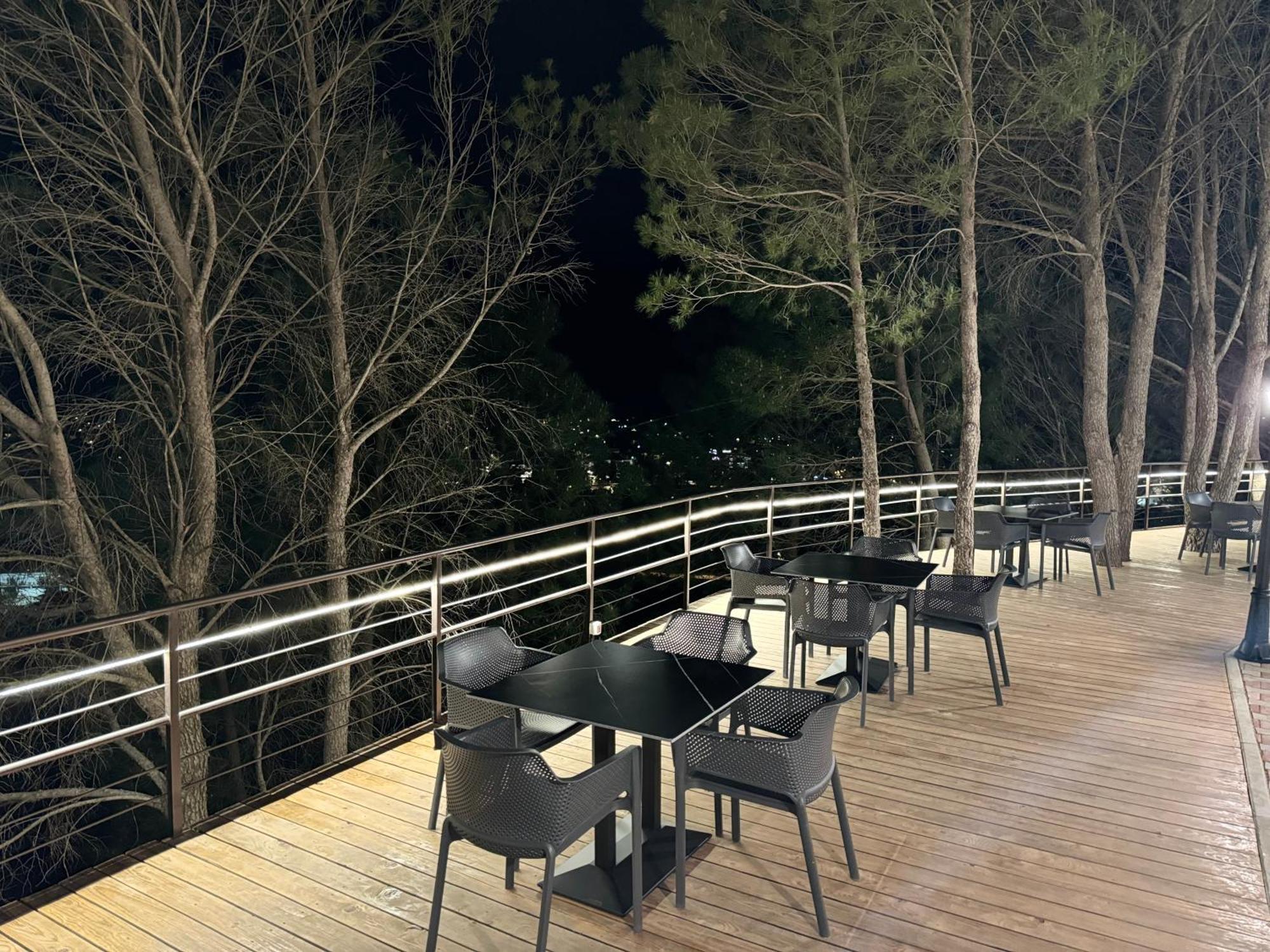 Hotel Kseal Përmet Exteriör bild